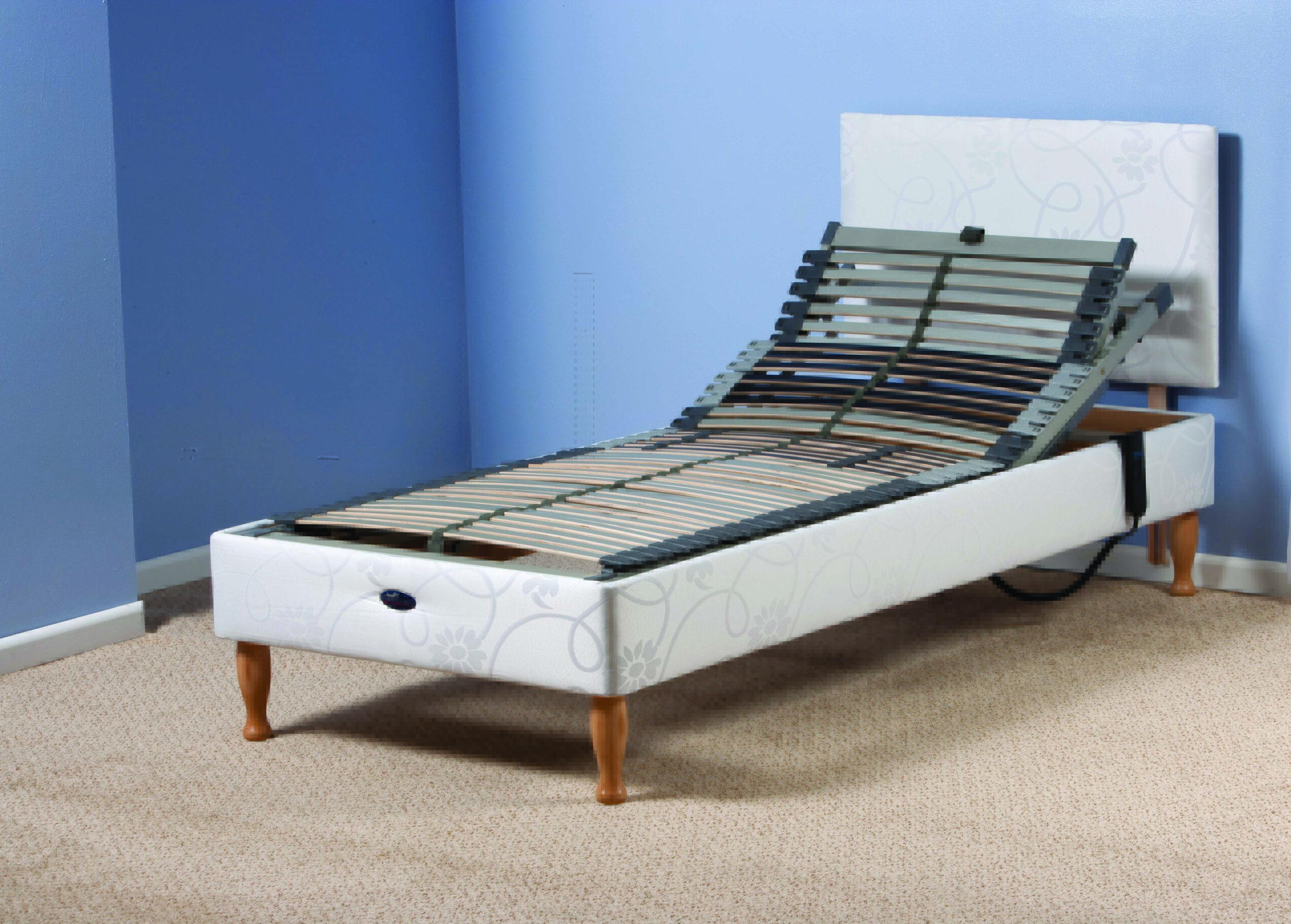 Featured image for “2’6 Devon Electric Adjustable Bed”