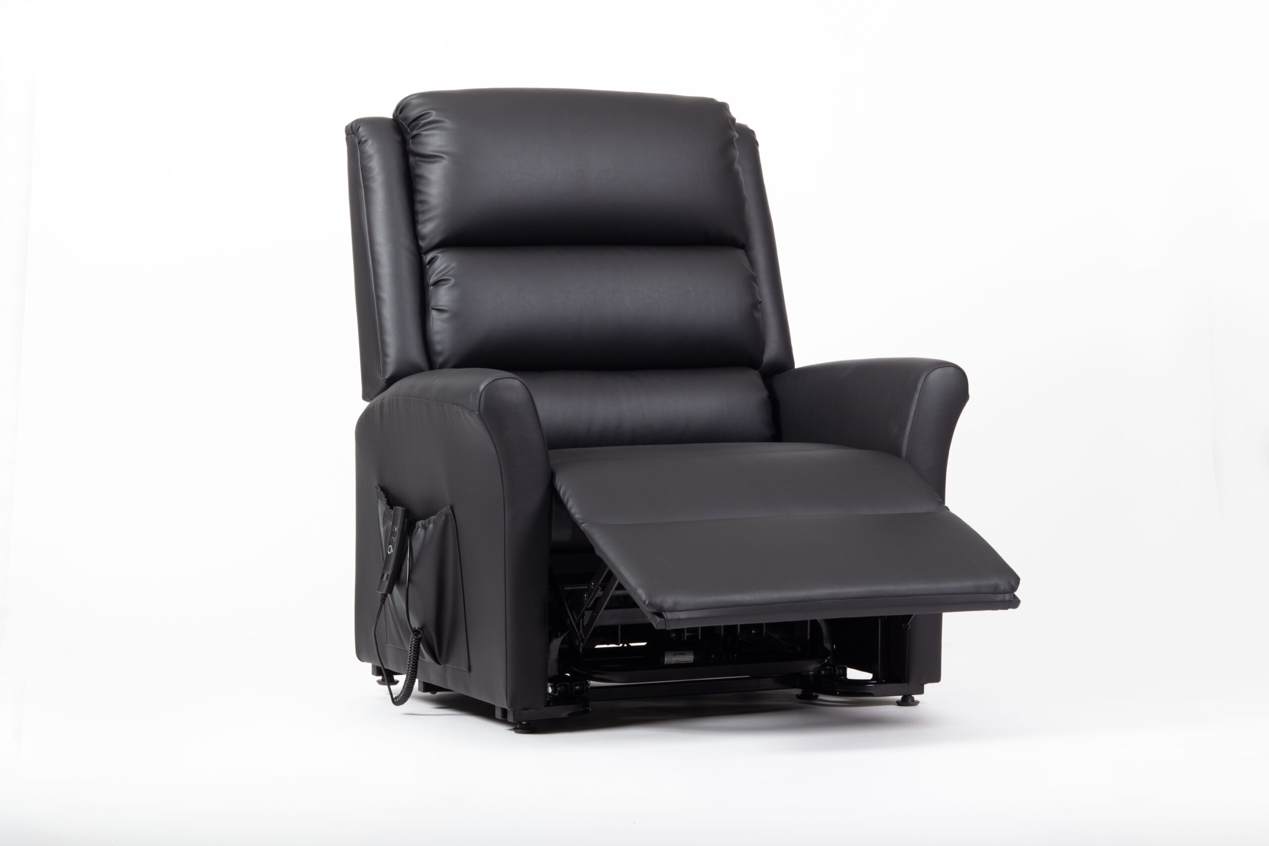 Alaska Extra Large AM-PVC Crib 5 Dual Motor Riser Recliner (Black) - Image 2